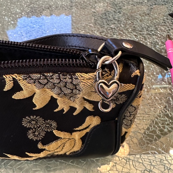 VINTAGE DOLCE & GABBANA, BLACK & GOLD TAPESTRY HANDBAG 10 X 4.5 X 3” EUC - Picture 12 of 13